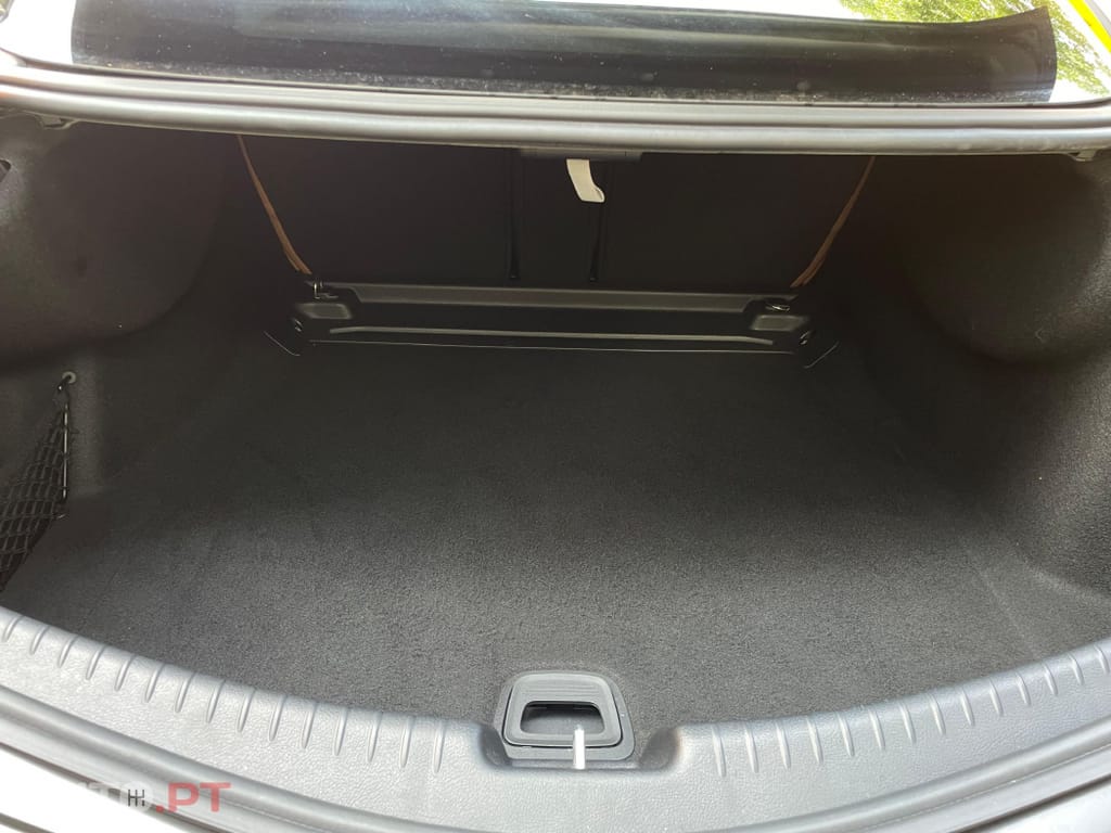 Mercedes-Benz CLE 200 COUPE AMG 