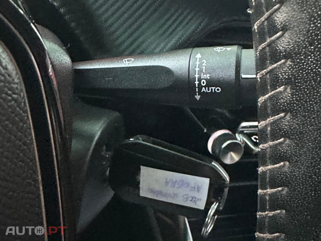 Peugeot 2008 1.2 PureTech Active Pack