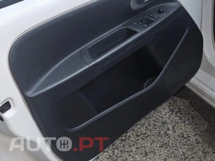 Volkswagen e-Up Style Plus