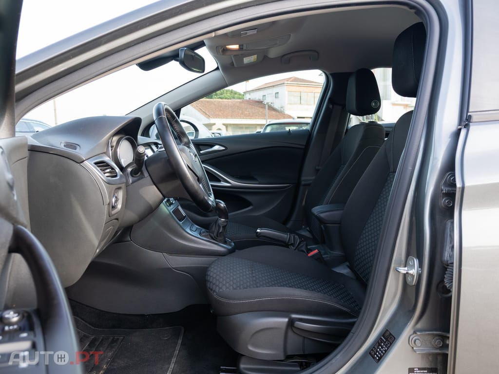 Opel Astra 1.6 CDTI Dynamic S/S
