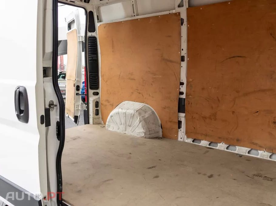 Peugeot Boxer  L2H2 2.2 HDi C/IVA 3 Lug.