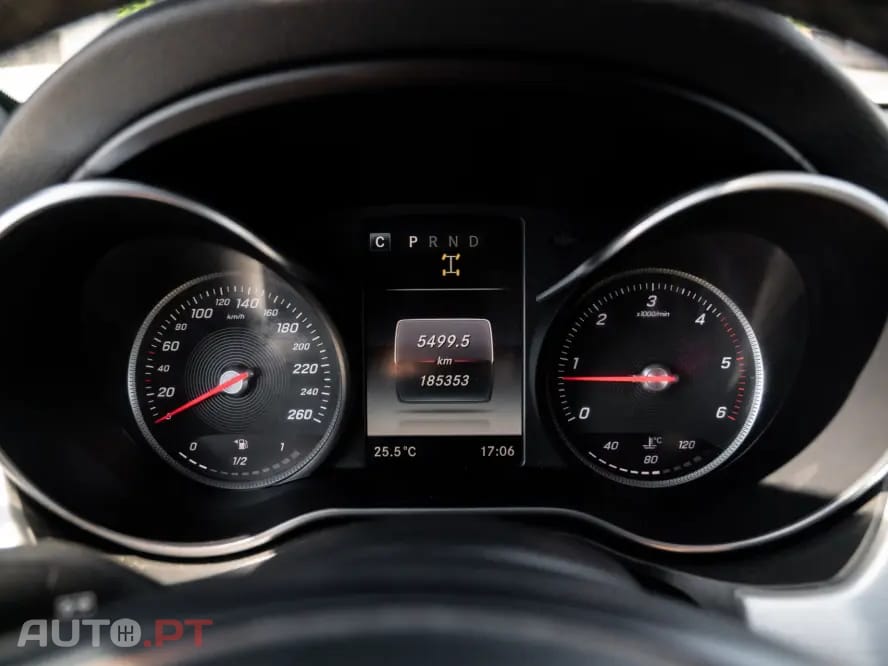 Mercedes-Benz X d Power 4-Matic