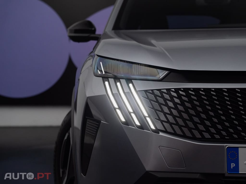 Peugeot E-3008 73 kWh Allure