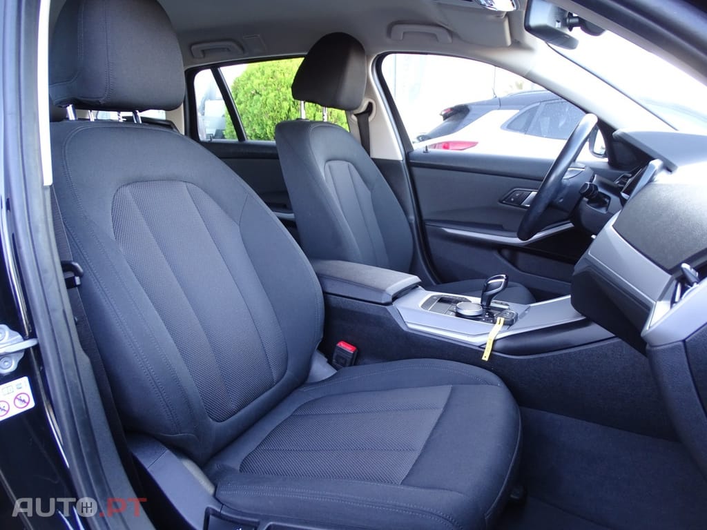 BMW 318 d Touring Aut. Advantage