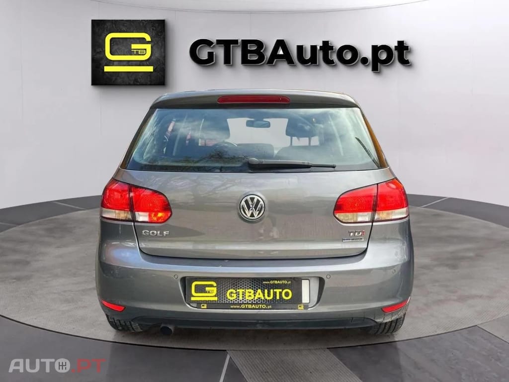 Volkswagen Golf 1.6 TDI CONFORTLINE