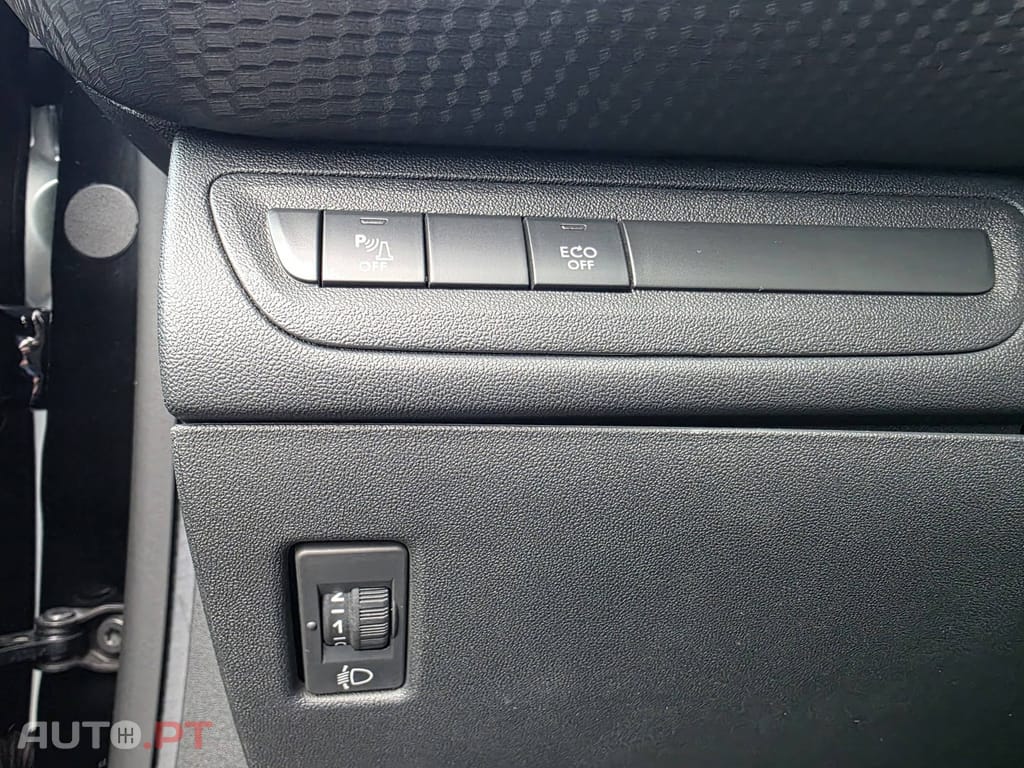 Peugeot 2008 1.6 BlueHDi Allure