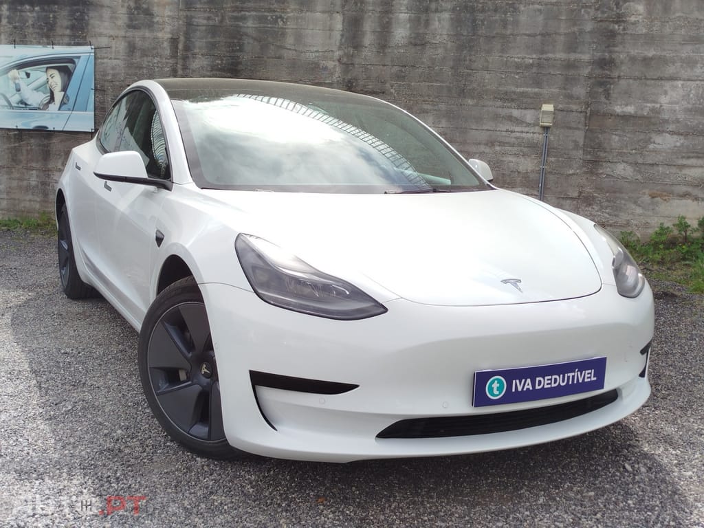 Tesla Model 3 Standard Range Plus RWD