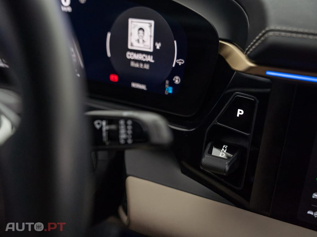 Porsche Macan Electric 4