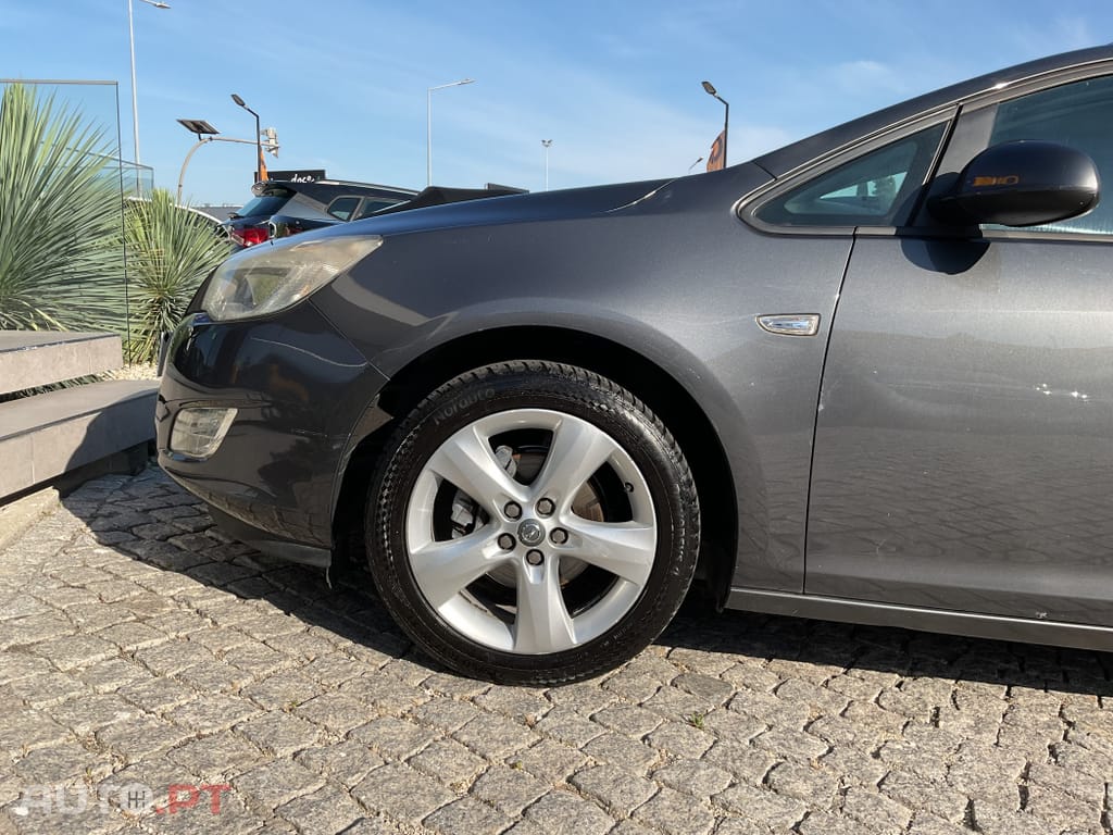 Opel Astra Sports Tourer 1.3 CDTi Cosmo S/S