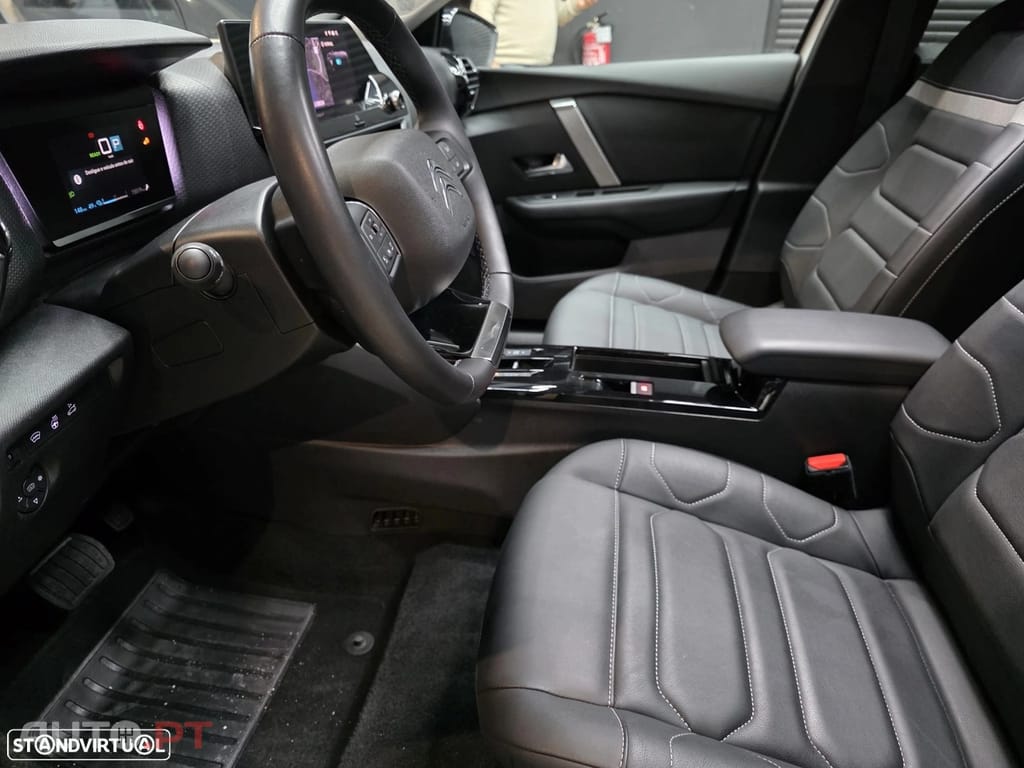 Citroen e-C4 X Shine Pack