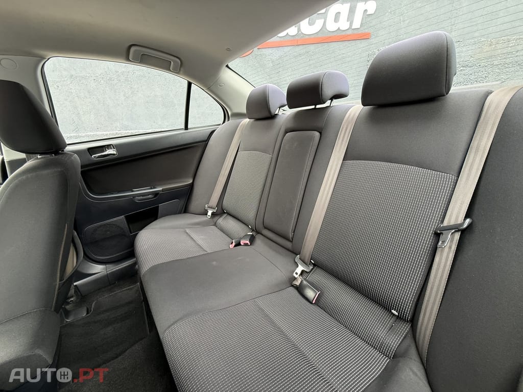 Mitsubishi Lancer 1.6 Invite ClearTec