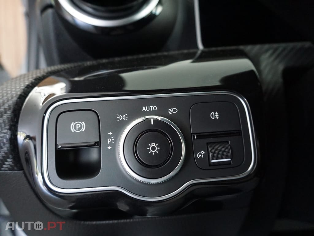 Mercedes-Benz A 180 d 7G-DCT Progressive
