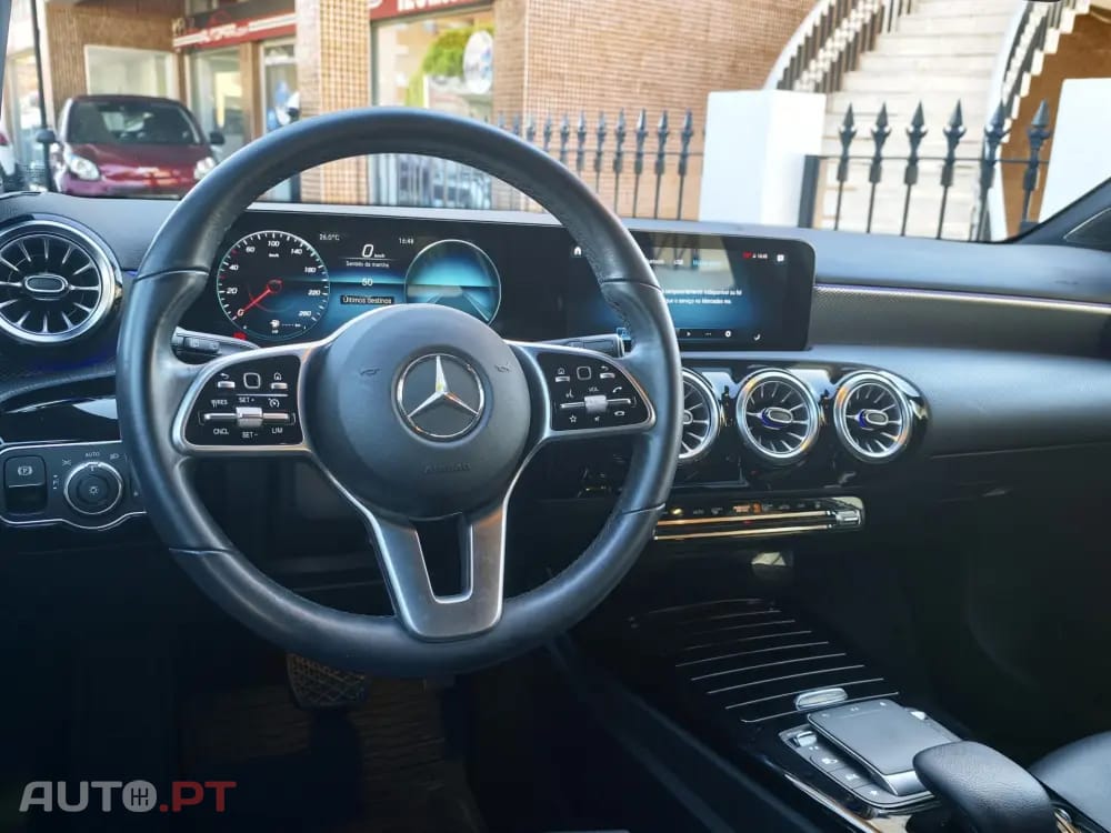 Mercedes-Benz A 250 e 8G-DCT Progressive Advanced