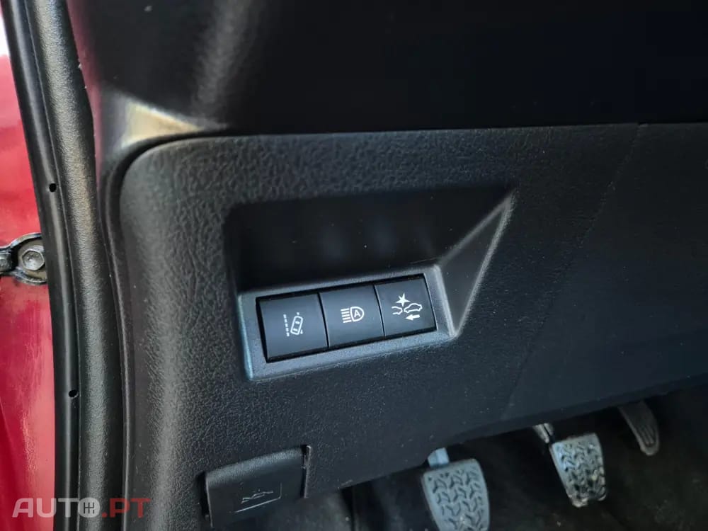 Toyota Yaris 1.5 VVT-i Active