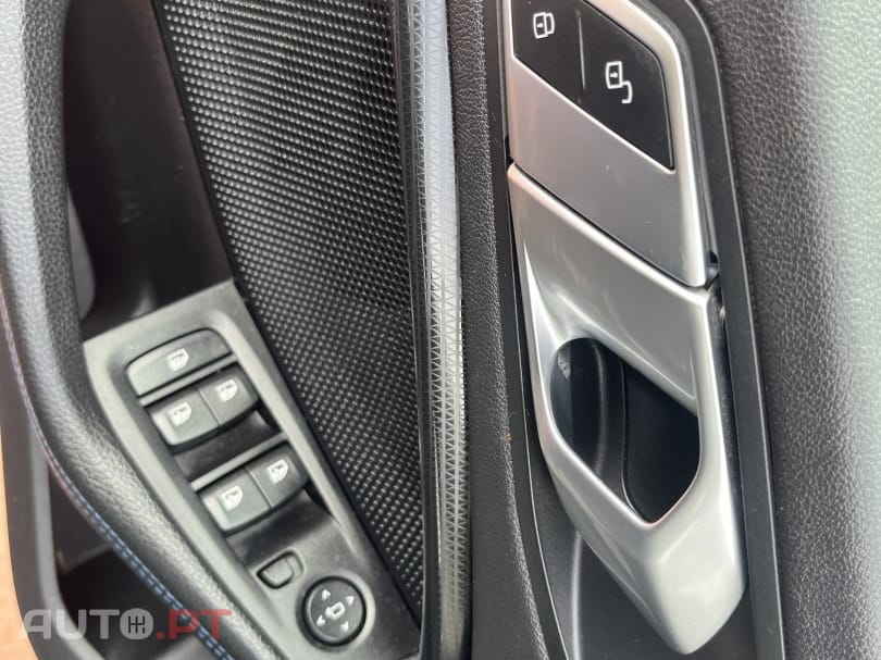 BMW 116 d Pack Desportivo M