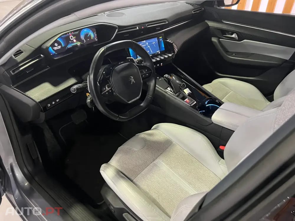 Peugeot 508 1.6 Hybrid Allure Pack e-EAT8