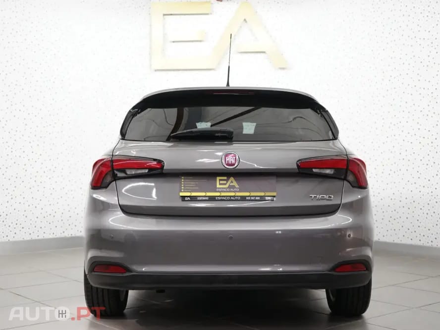 Fiat Tipo 1.3 M-Jet Lounge