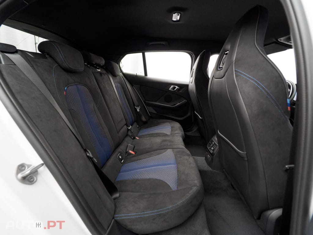 BMW 116 d Pack Desportivo M Auto