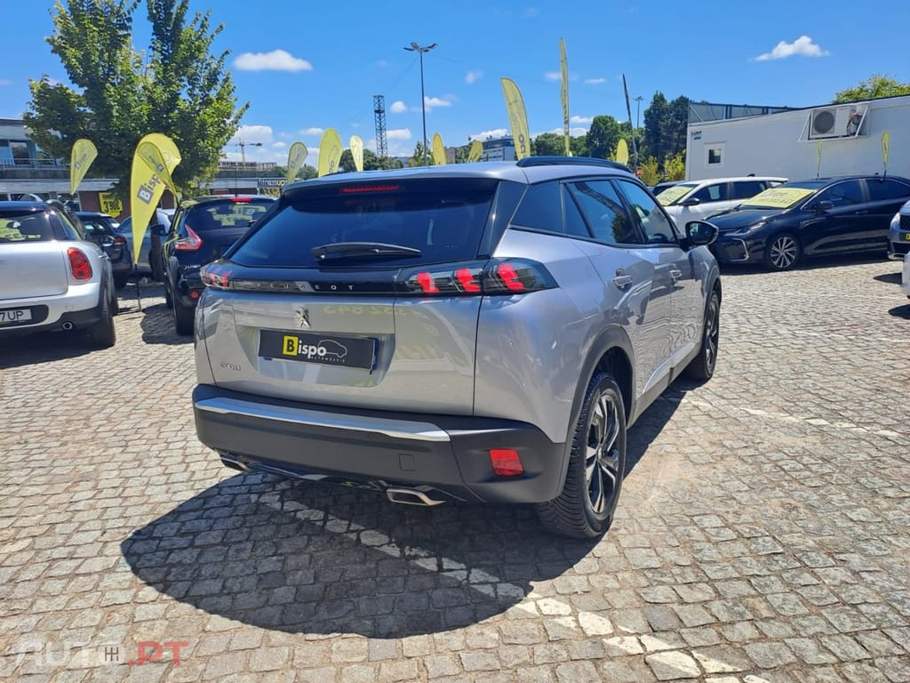 Peugeot 2008 1.2 PureTech Allure EAT8