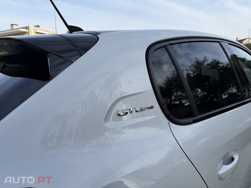 Peugeot 208 1.2 PureTech GT