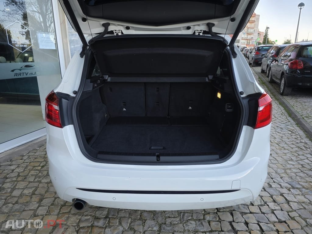 BMW 216 d Sport Line