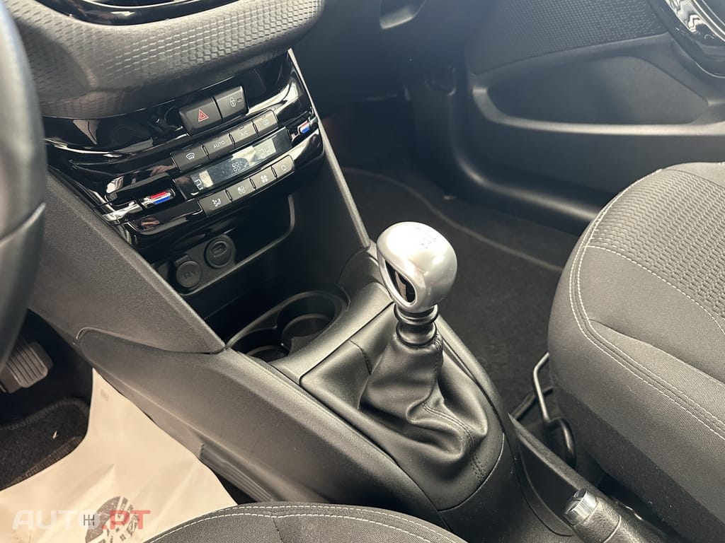 Peugeot 208 1.2 PureTech Allure