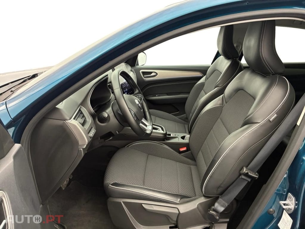 Renault Arkana E-Tech Techno