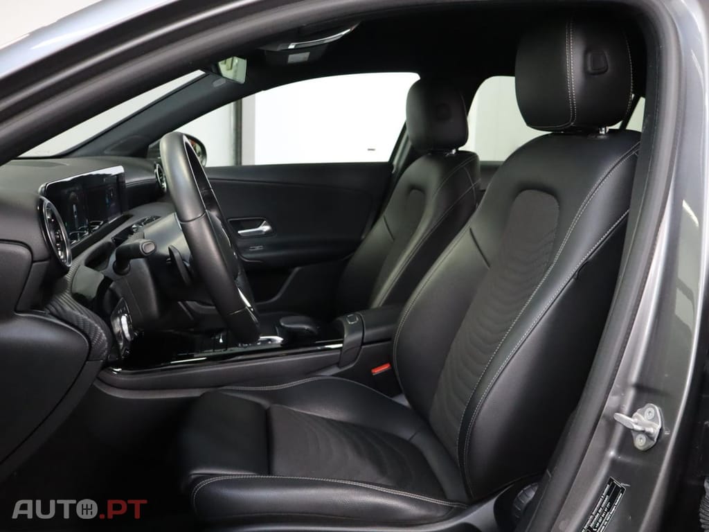 Mercedes-Benz A 250 e Auto Style Plus