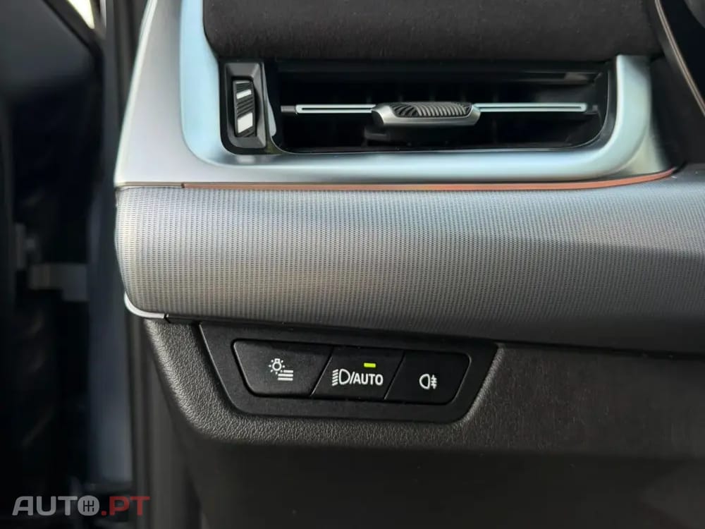 BMW iX2 xDrive30 Pack Desportivo M Pro