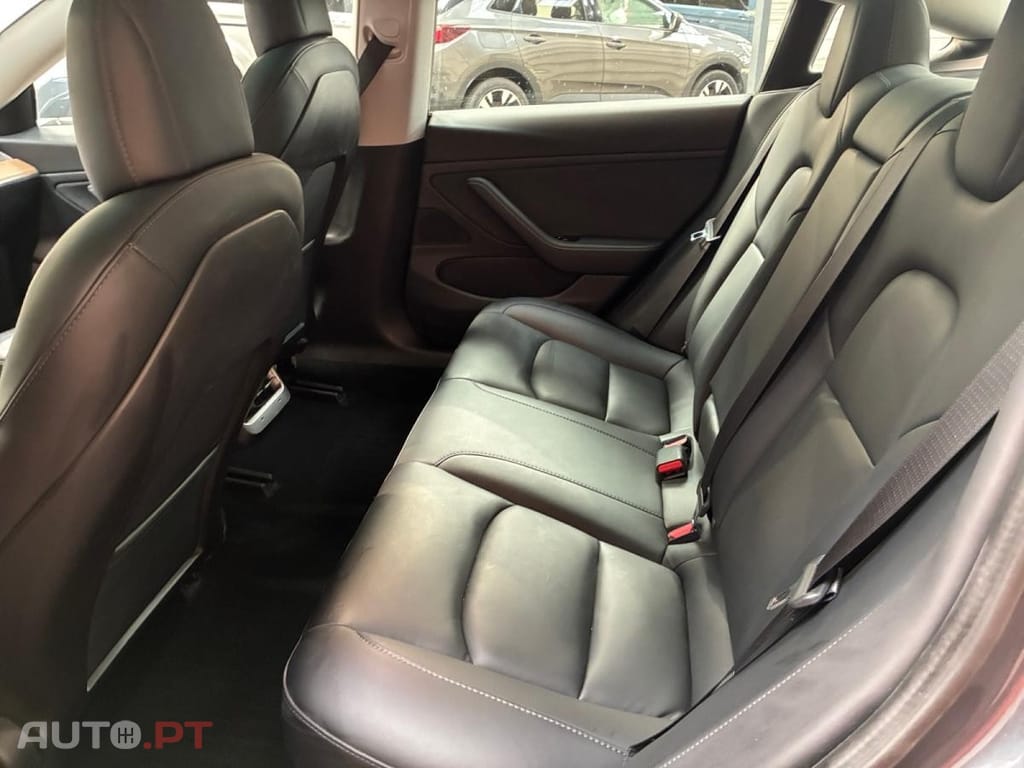 Tesla Model 3 Long Range AWD Dual Motor