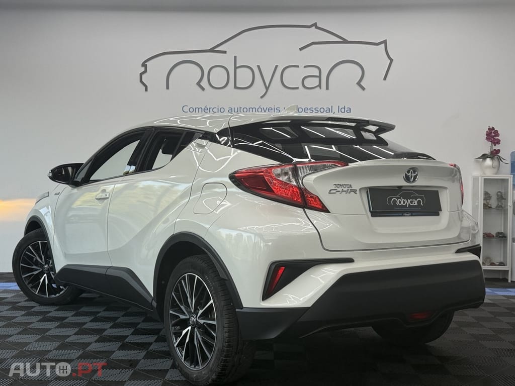 Toyota C-HR 1.8 Hybrid Square Collection foto 4