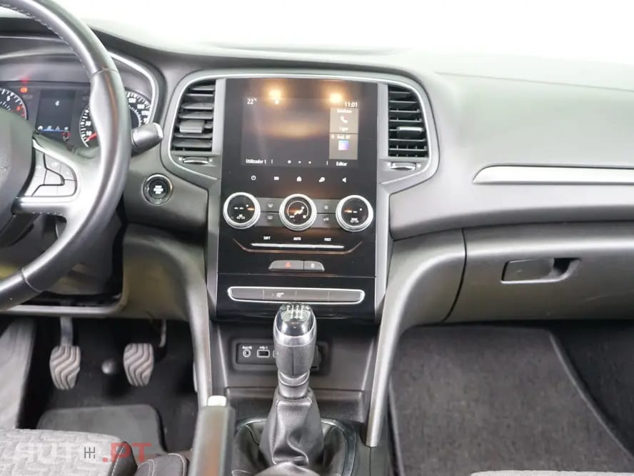Renault Mégane Sport Tourer 1.3 TCe Limited EDC
