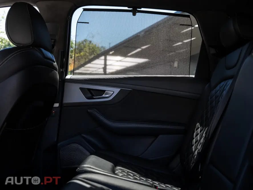 Audi SQ7 4.0 TDI V8 quattro Tiptronic 7L