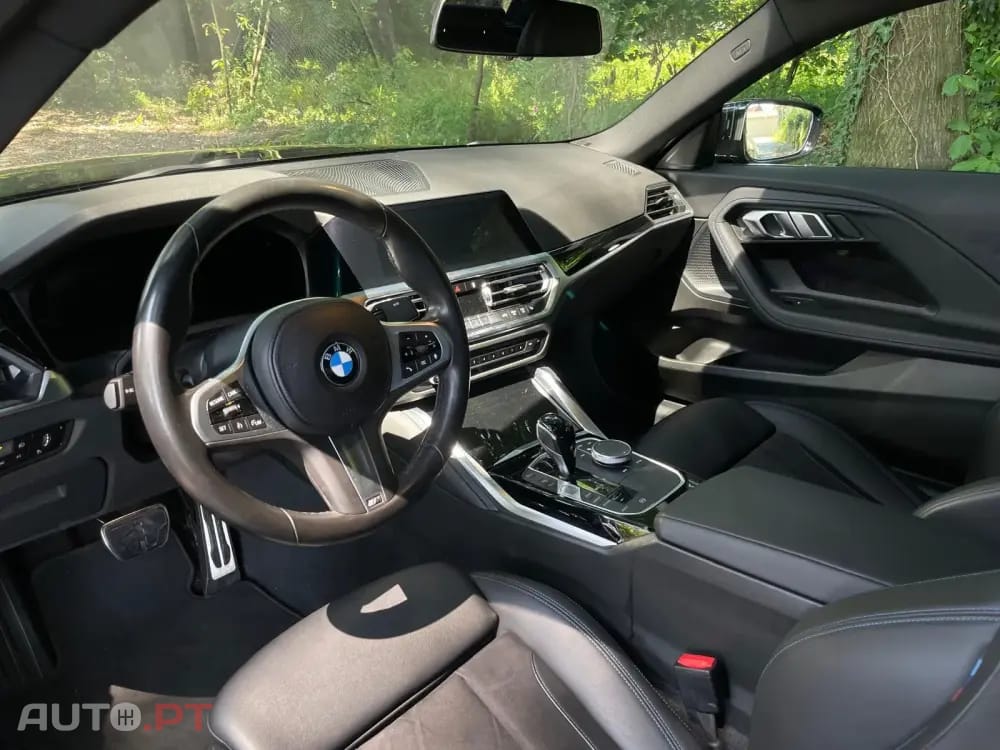 BMW 220 i Coupe Pack M Auto