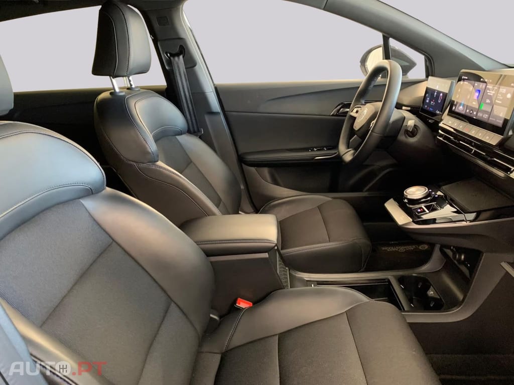 MG MG4 Maximal 64kWh Luxury I.V.A DEDUTIVEL