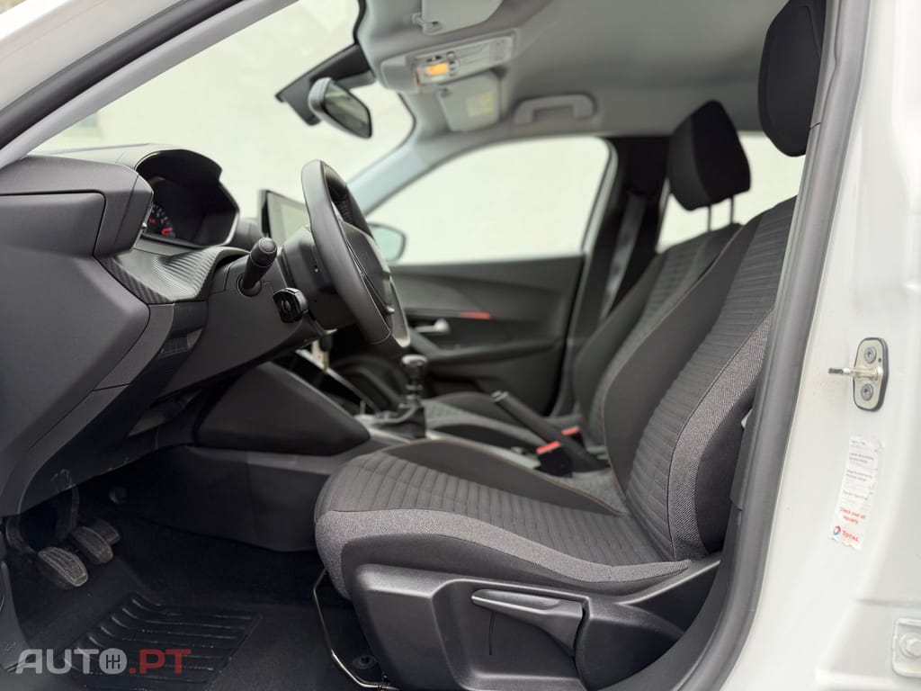 Peugeot 2008 1.2 PureTech Active Pack