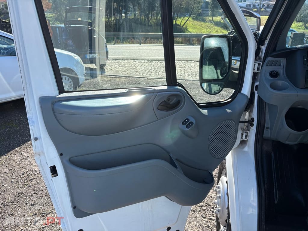 Ford Transit 350L EF 2.4 TDCi CD