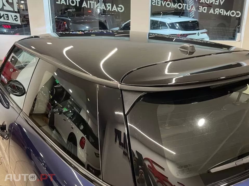 MINI One D - GPS/BLACK DETAILS