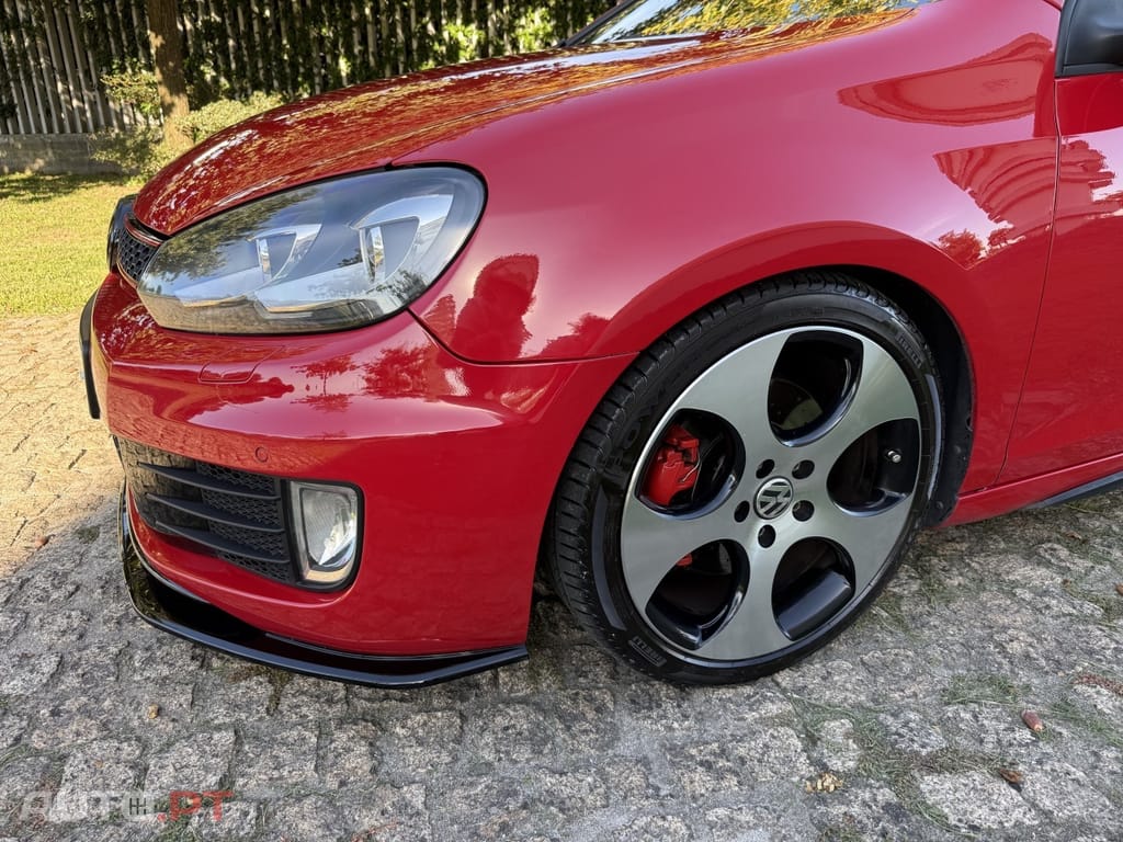 Volkswagen Golf 2.0 GTi