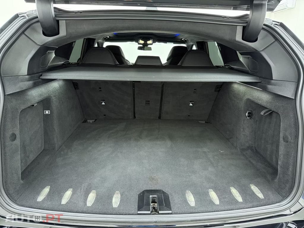BMW XM PHEV 30kWh Auto