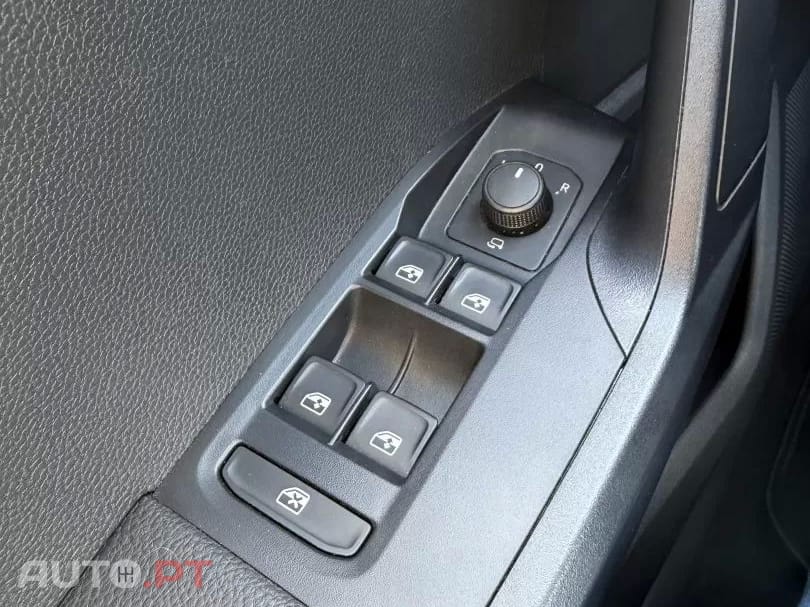 SEAT Ibiza 1.0 TSI Style DSG — fotografia 15