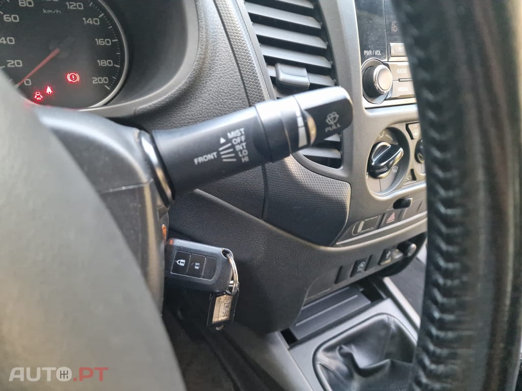 Mitsubishi L200 2.3 DI-D CD Invite 2WD