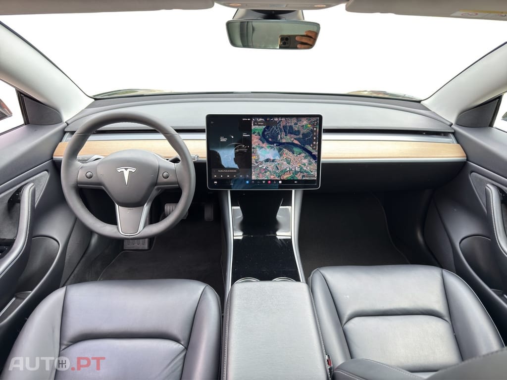 Tesla Model 3 Standard Range Plus RWD