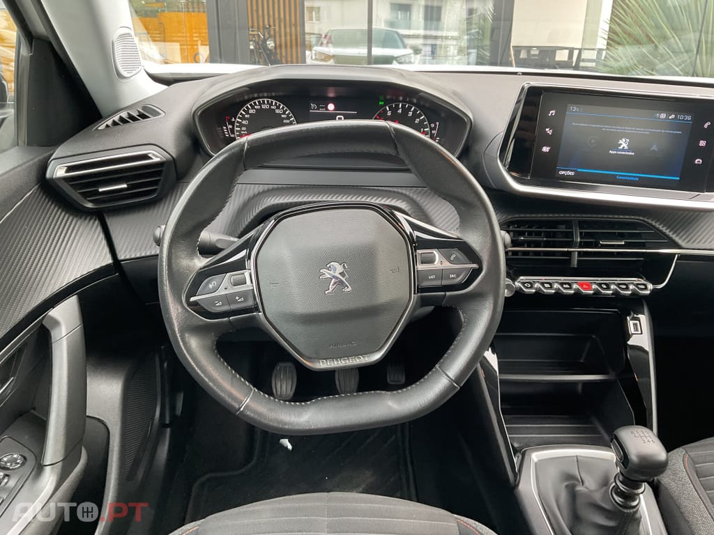 Peugeot 2008 1.2 PureTech Active Pack