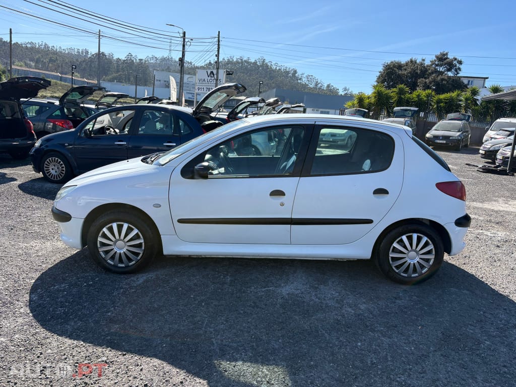 Peugeot 206 1.1 Color Line