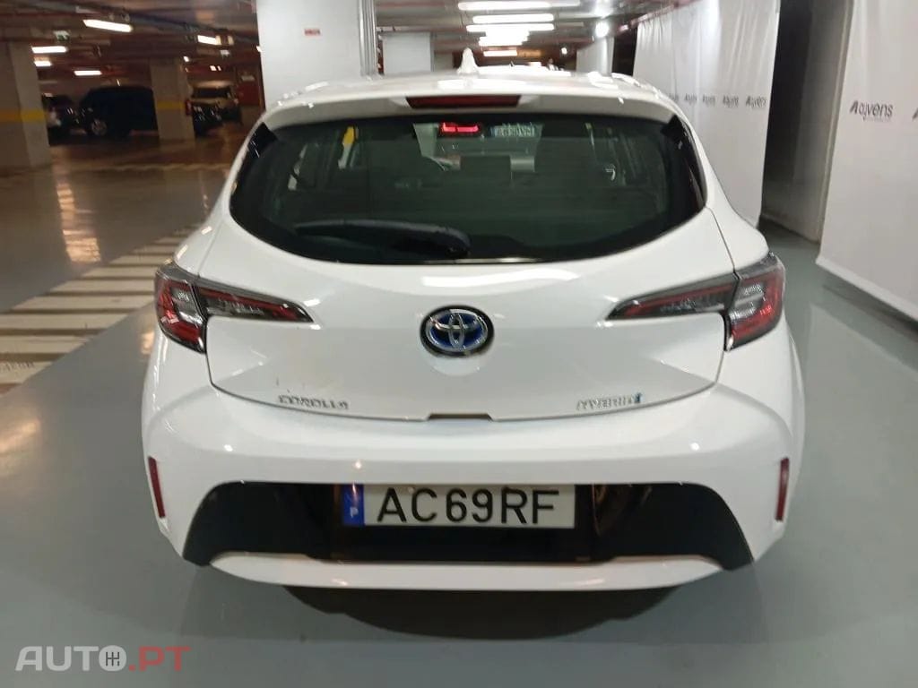 Toyota Corolla 1.8 Hybrid Comfort