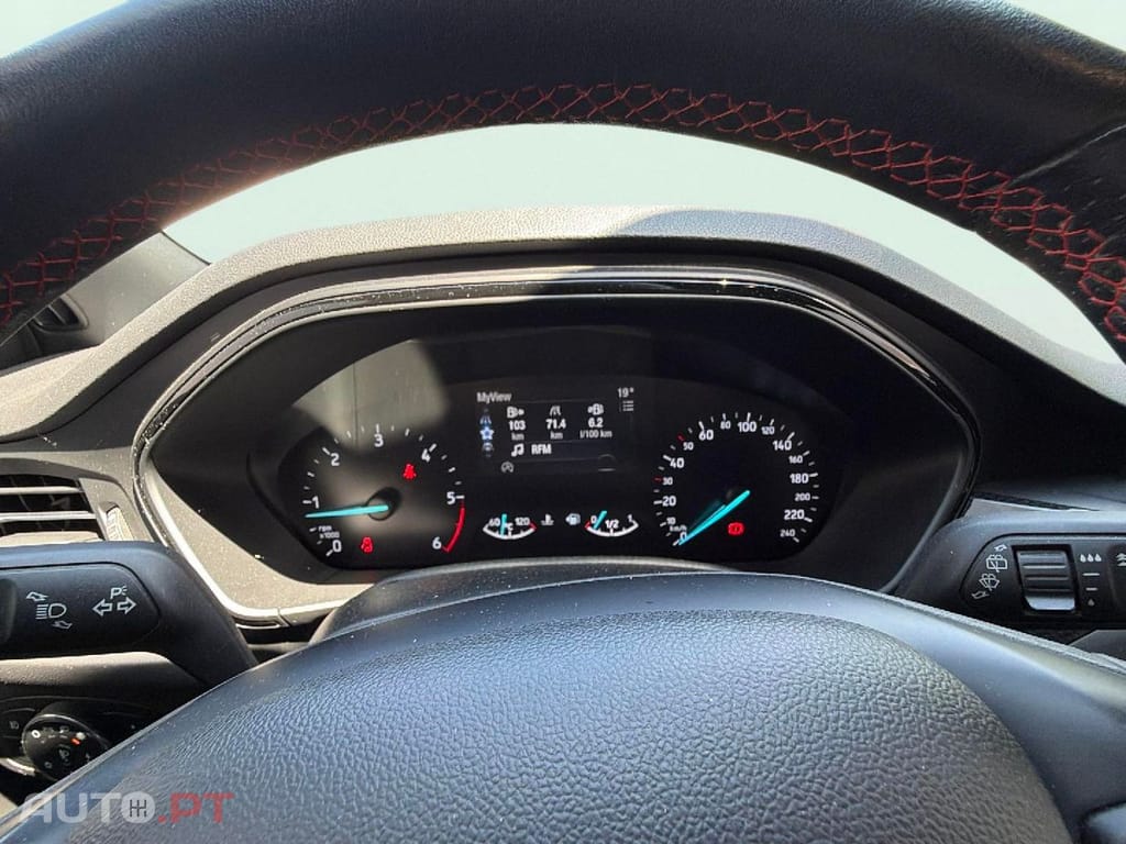 Ford Focus 1.5 TDCi ECOBlue ST-Line