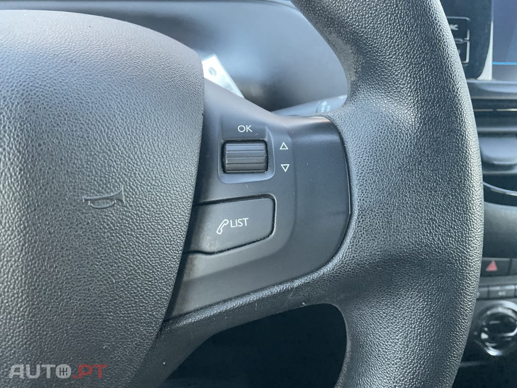 Peugeot 208 1.6 BlueHDi Active