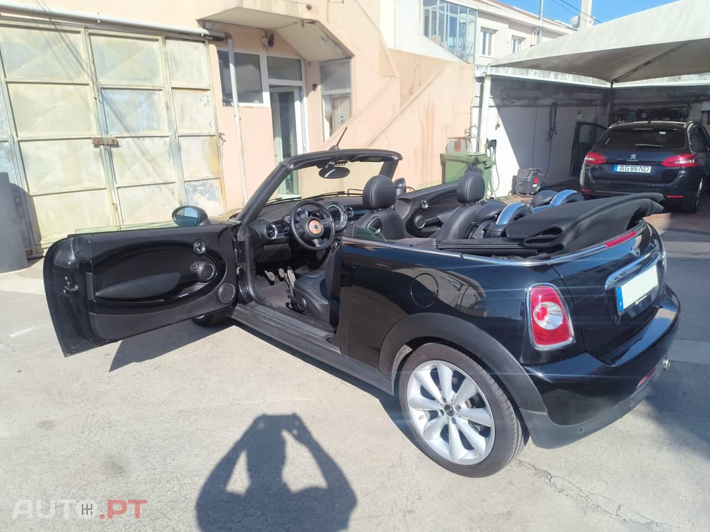 MINI Cooper R57 2015