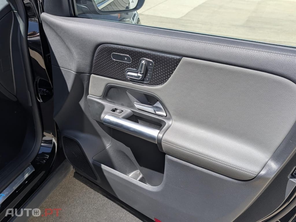 Mercedes-Benz EQA 250 Electric Art